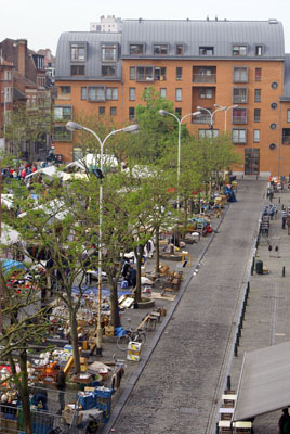 Flohmarkt am Place du Jeu de Balle