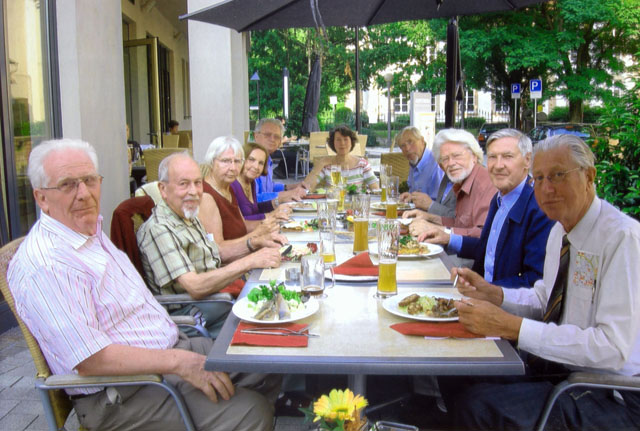 Vorabendliches Treffen im Hotel